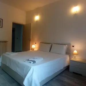 https://mirdita-casa-vacanze.hotelitalianriviera.com